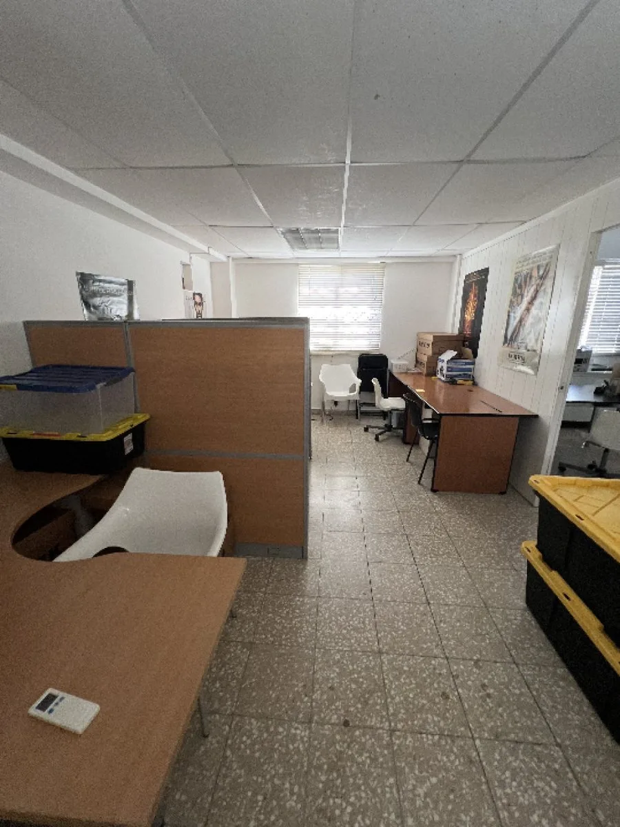 EDIFICIO COMERCIAL EN VENTA 1000 M² EVARISTO MORAL, foto 7