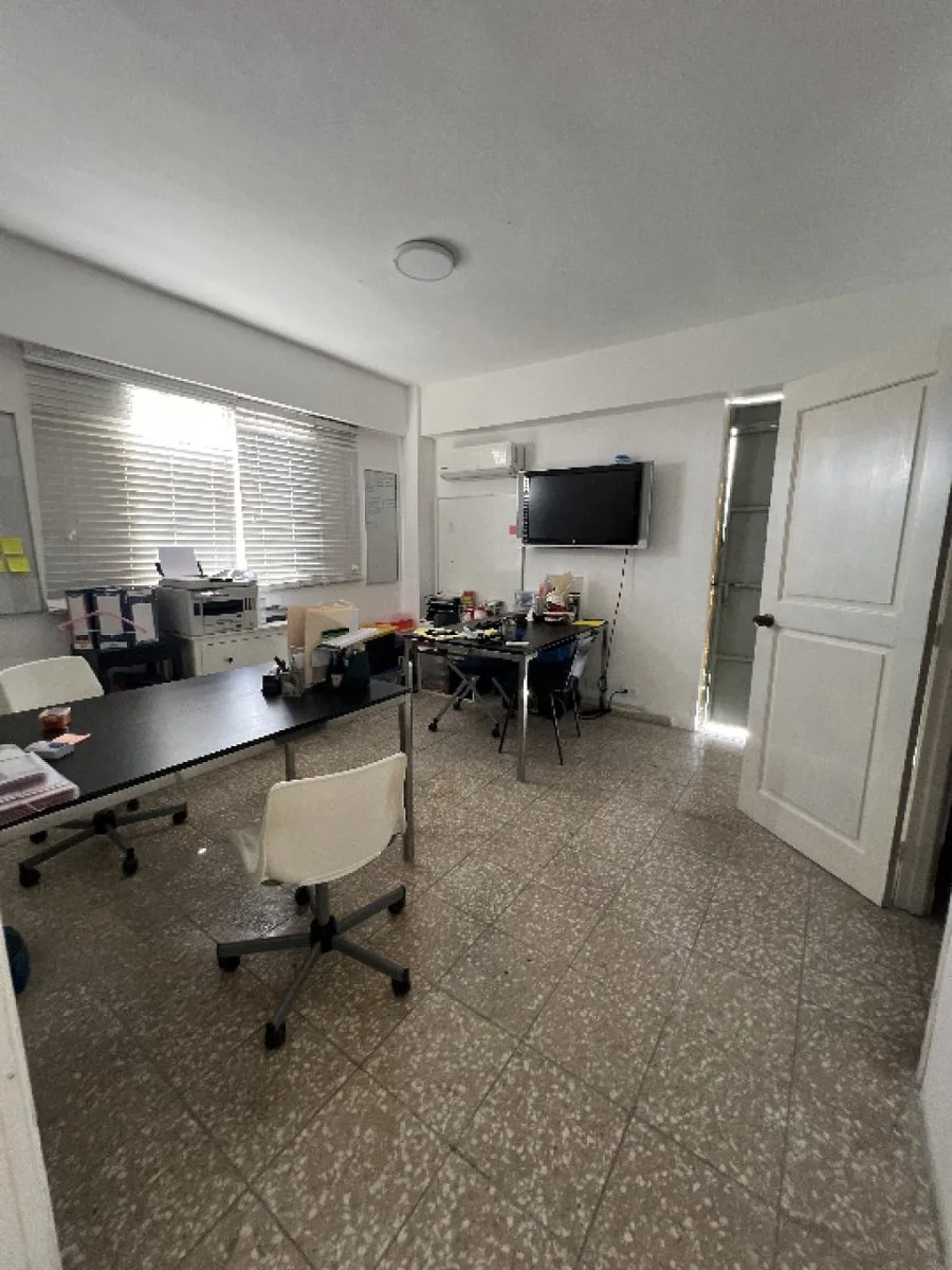 EDIFICIO COMERCIAL EN VENTA 1000 M² EVARISTO MORAL, foto 8