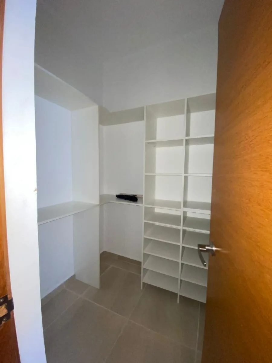 Apartment in Evaristo Morales, Santo Domingo, photo 9