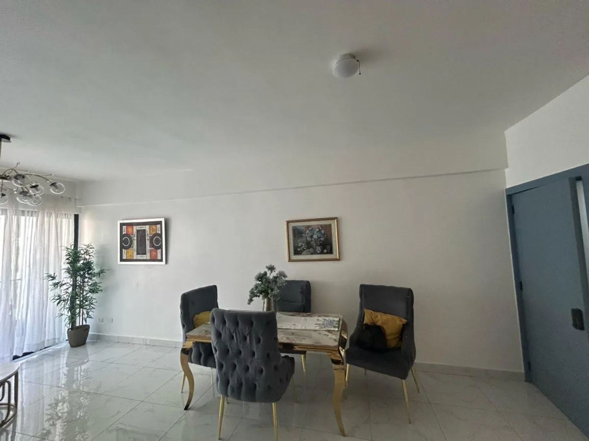 Apartment for Sale in Evaristo Morales, 2 BR, 2 Baths, photo 6