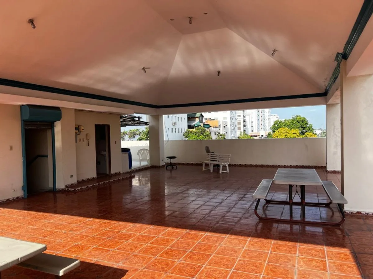 Building for Sale in Renacimiento, Santo Domingo, photo 9
