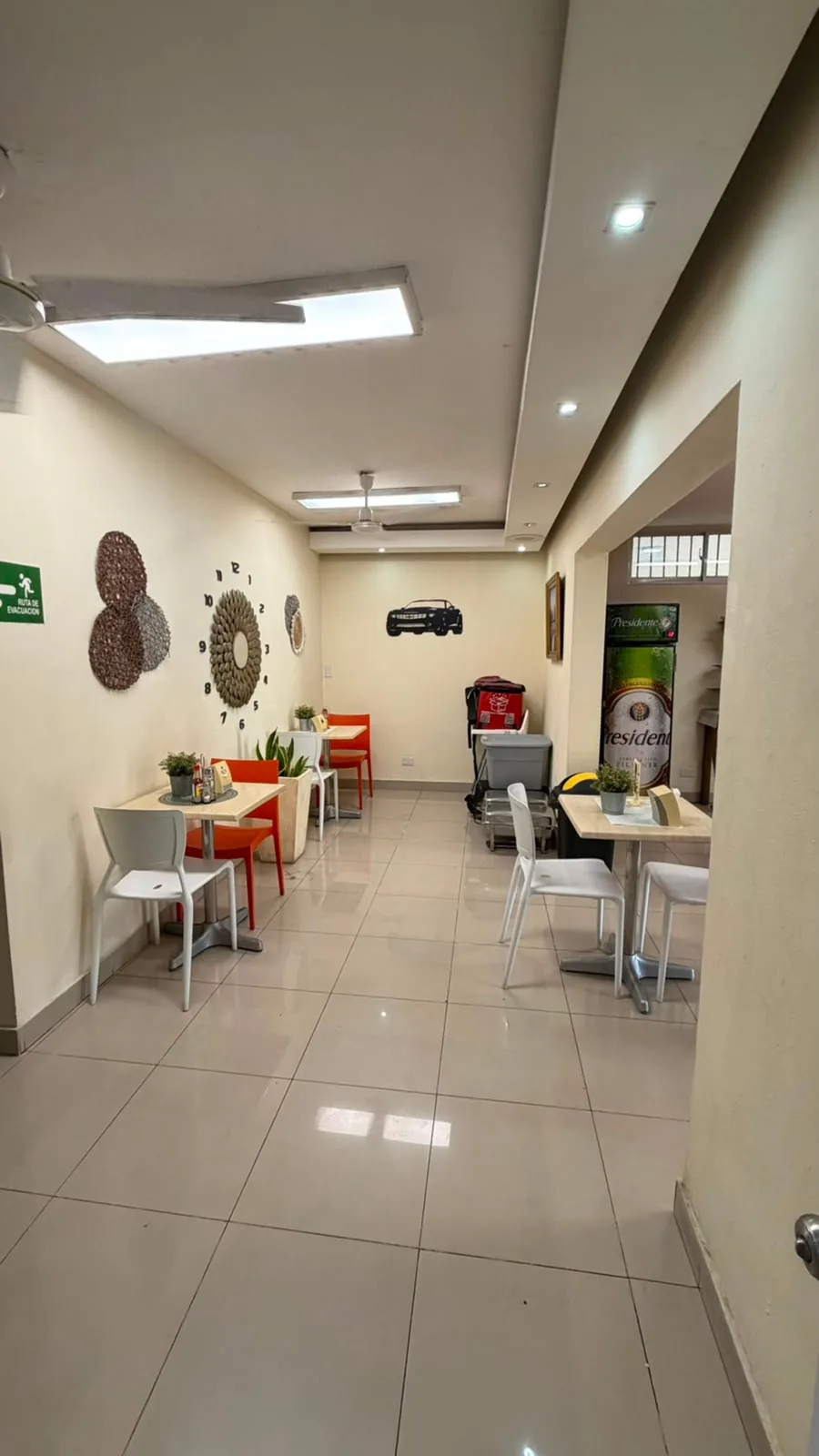 Commercial Space in Ensanche Paraíso, Santo Domingo, photo 9