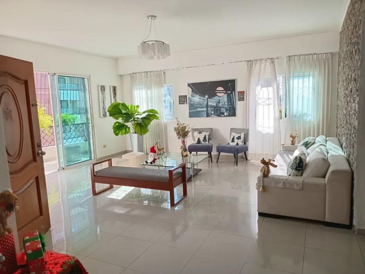 Family apartment with more than 200m2 and large balcony, photo 2