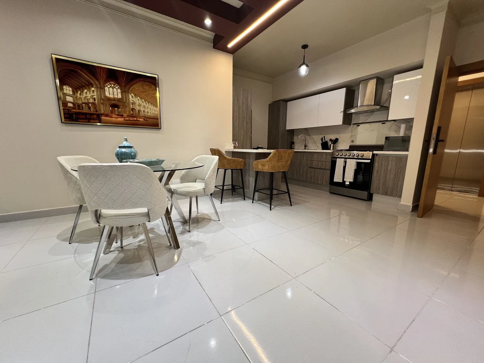 Apartment for Sale, 1 Bedroom, Calle La Arboleda, photo 2