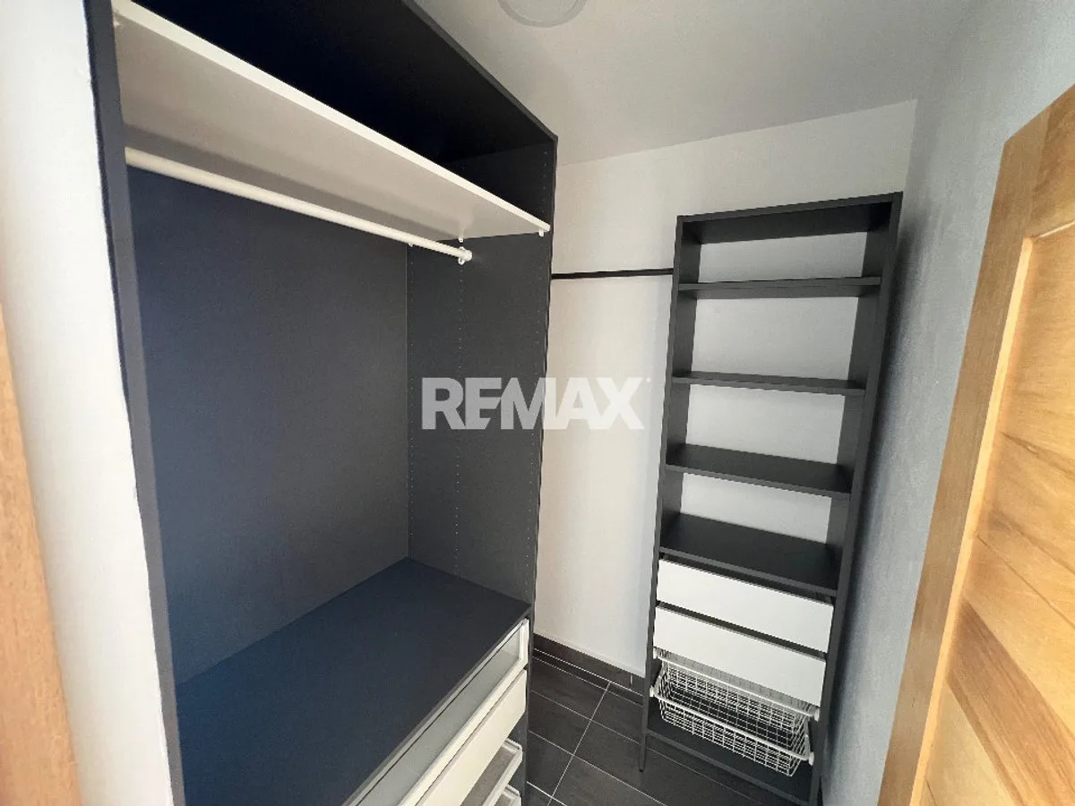 Two-Bedroom Apartment with Appliances, photo 5