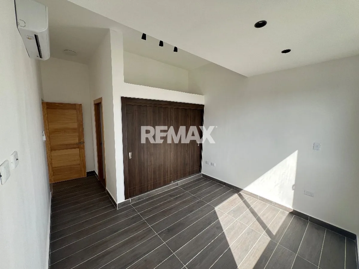 Two-Bedroom Apartment with Appliances, photo 7