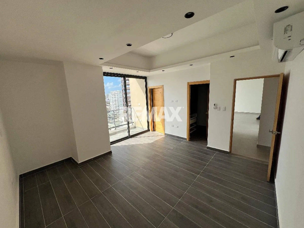 Two-Bedroom Apartment with Appliances, photo 8