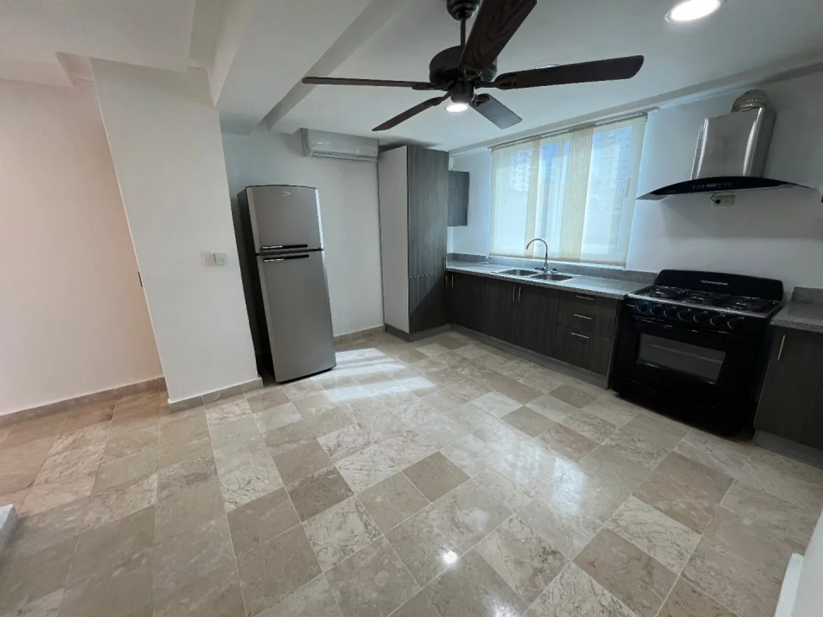Apartment in Naco, 1 Schlafzimmer und Große Terrasse, Foto 9