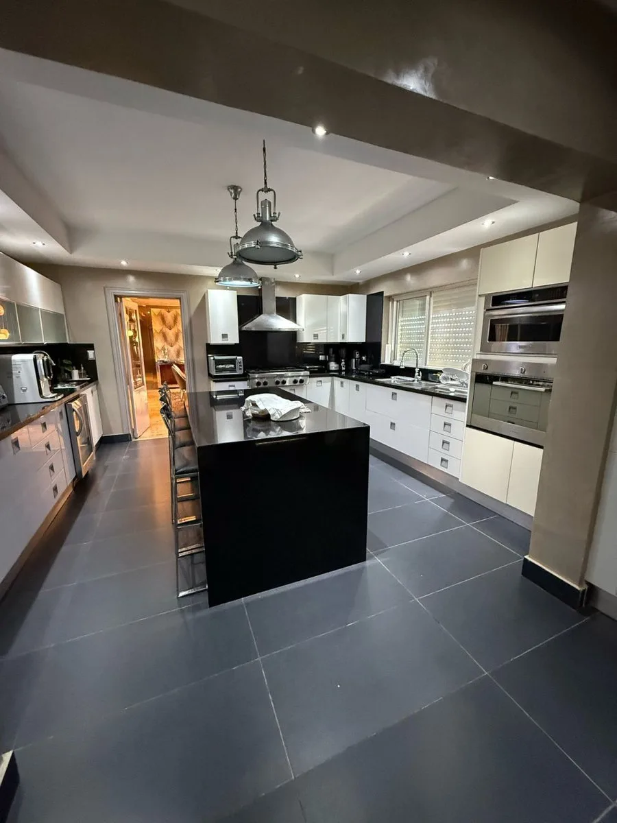 Luxurious and Spacious Apartment in La Esperilla, photo 4