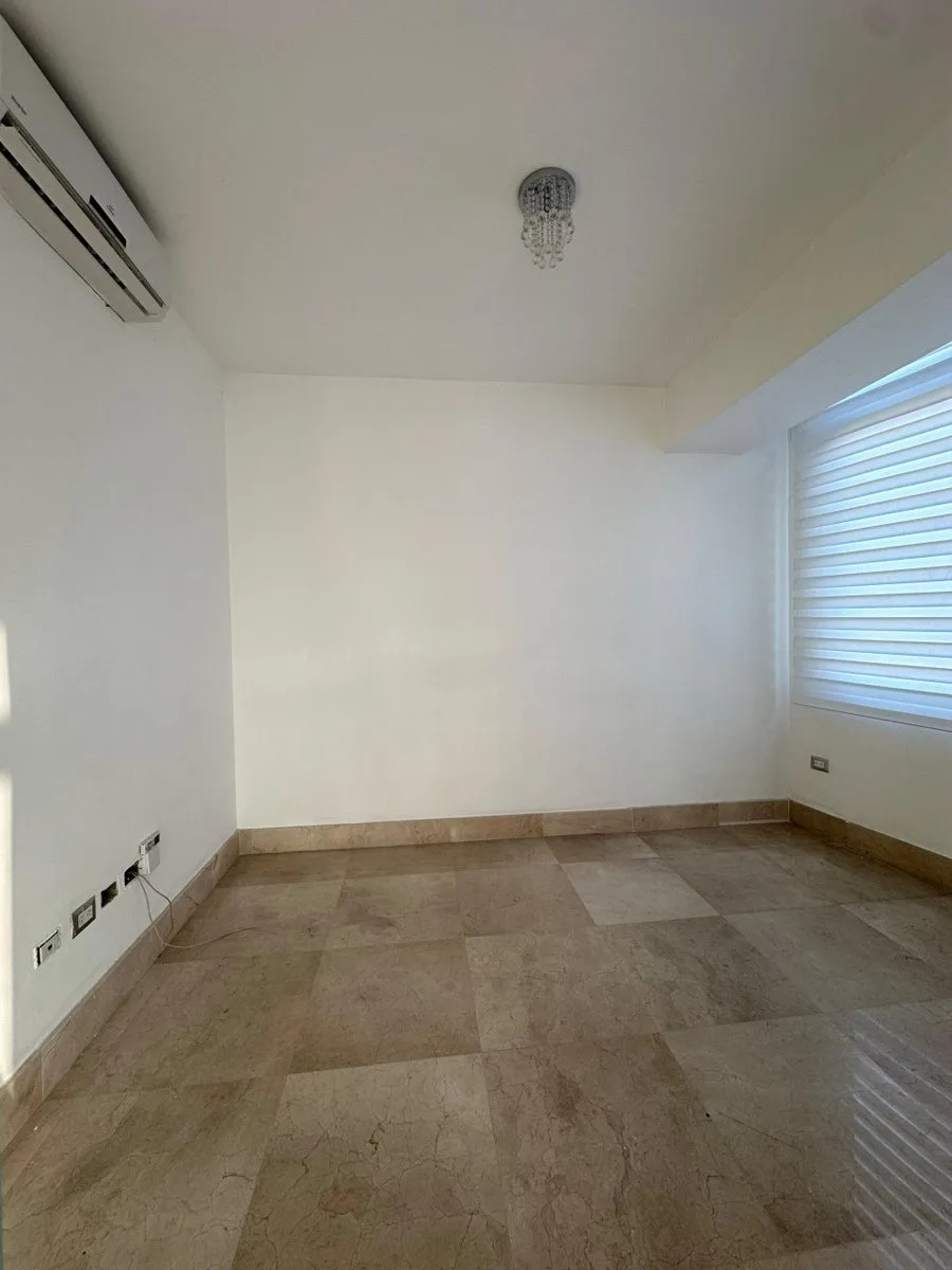 Lujoso apartamento de 3 habitaciones en Los Cacicazgos, foto 3