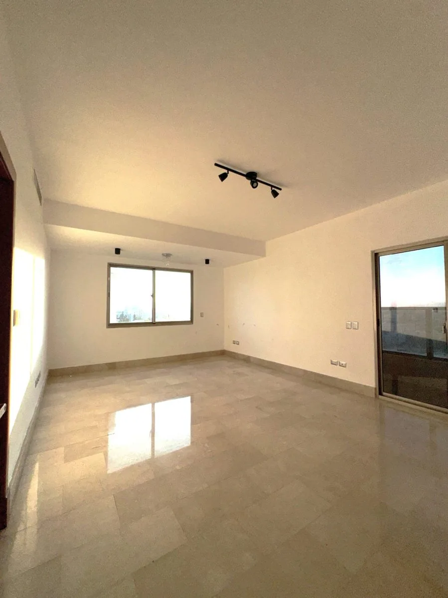 Lujoso apartamento de 3 habitaciones en Los Cacicazgos, foto 9