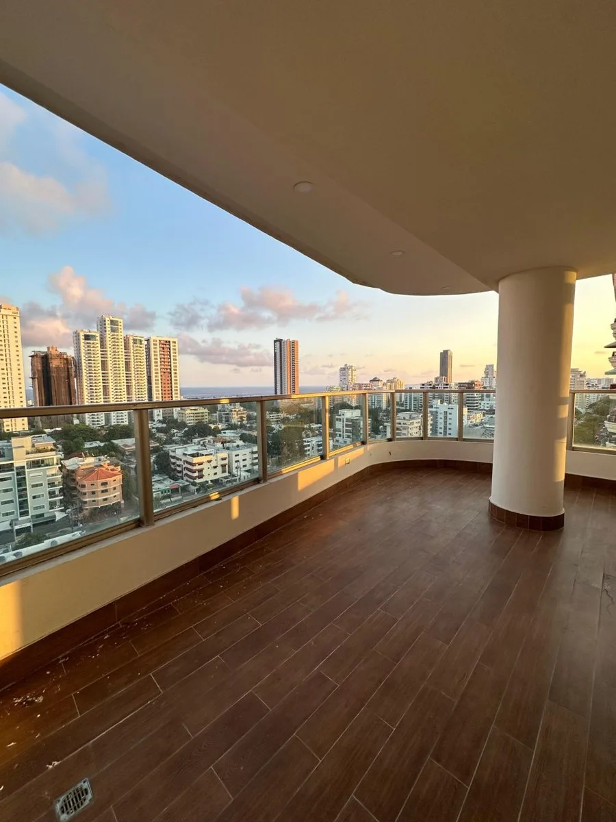 Lujoso apartamento de 3 habitaciones en Los Cacicazgos, foto 15