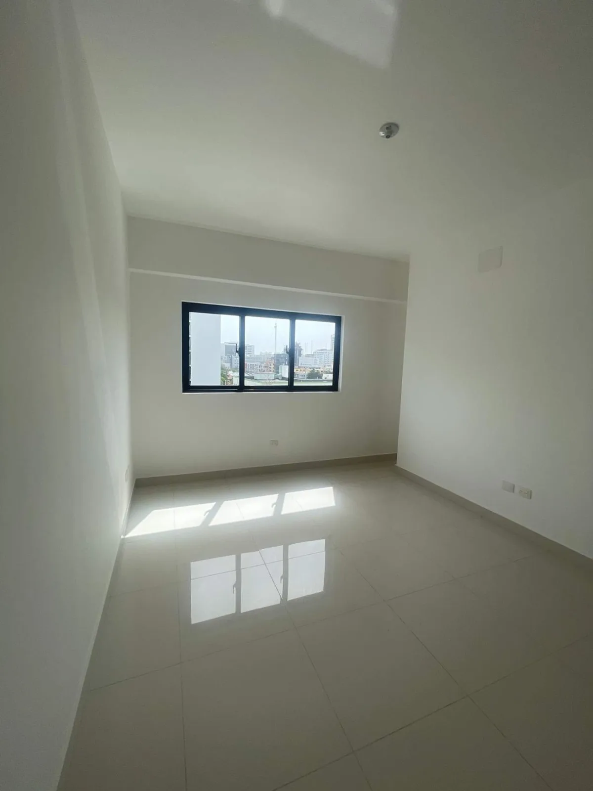 Modern apt in Bella Vista, 2 BR, US$278,702.50, photo 8