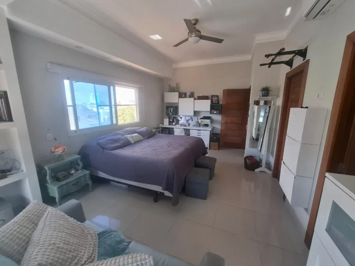 Renacimiento 275 m² US$265k, Foto 9
