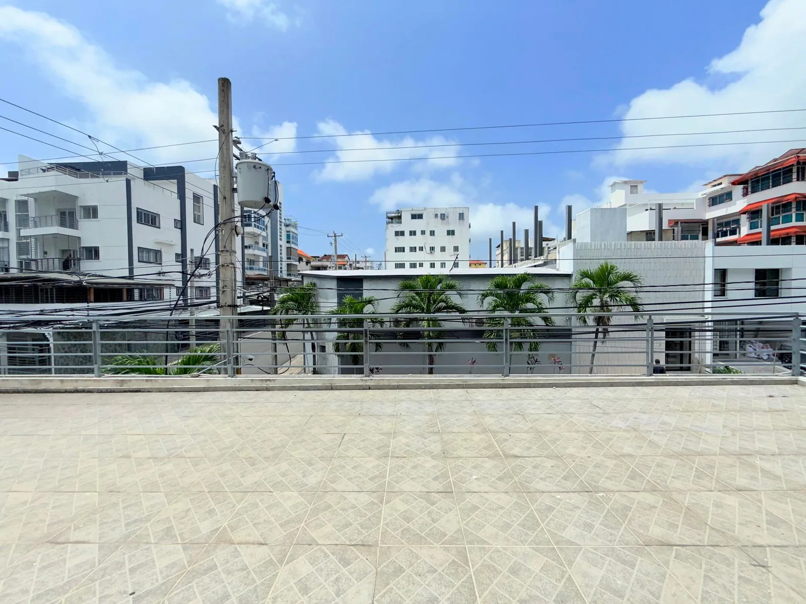 Zum Verkauf: Apartment im 2. Stock mit Terrasse, Foto 6