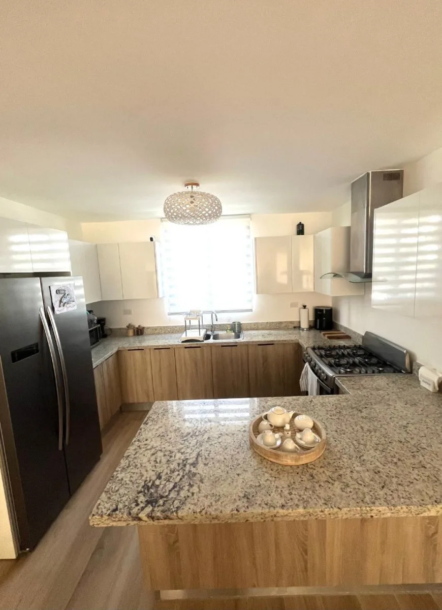 APARTMENT FOR SALE THE BEACH, photo 2