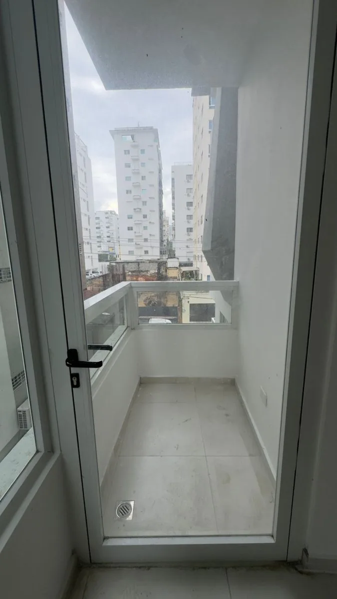 2 bedroom apartment Ensanche Paraíso, photo 3