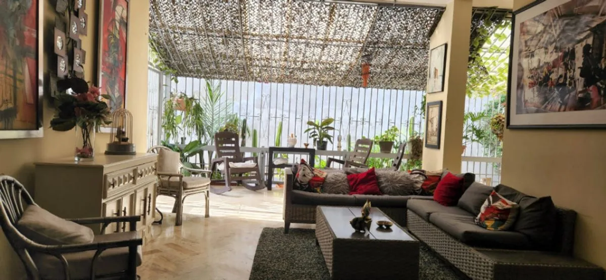 Casa amplia en Enr. Gustavo Mejía Ricart, Naco, foto 3