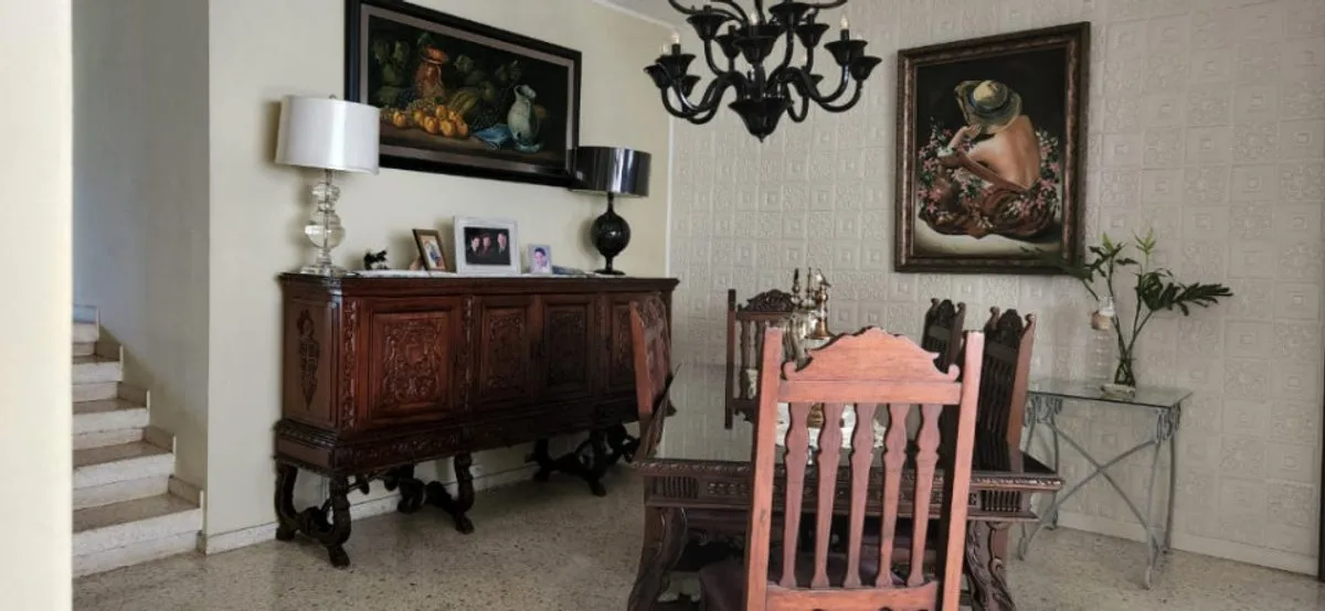 Casa amplia en Enr. Gustavo Mejía Ricart, Naco, foto 13
