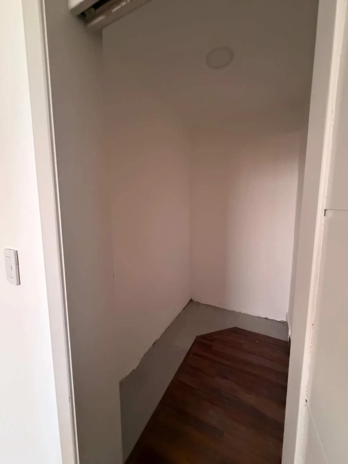 Penthouse, Evaristo Morales, photo 8