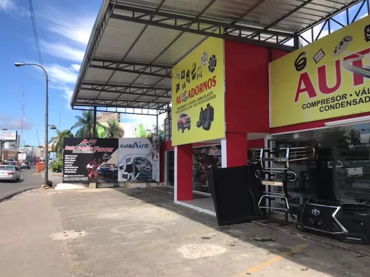 Local comercial en Naco, SD, foto 2