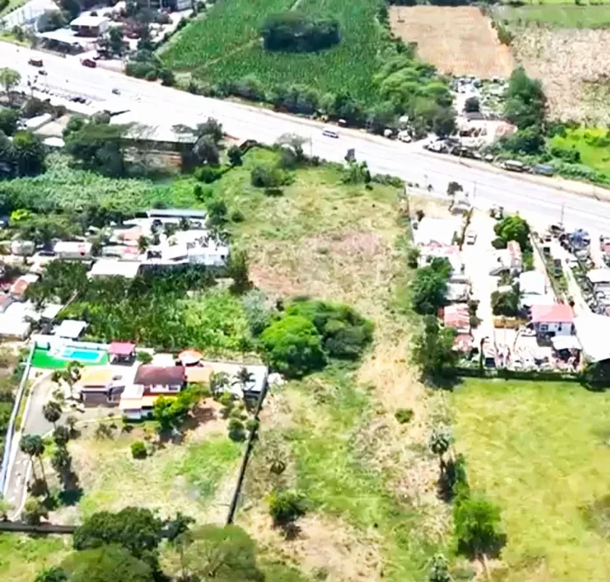 Terreno en Venta de 38.5 Tareas en Santiago RD, foto 3