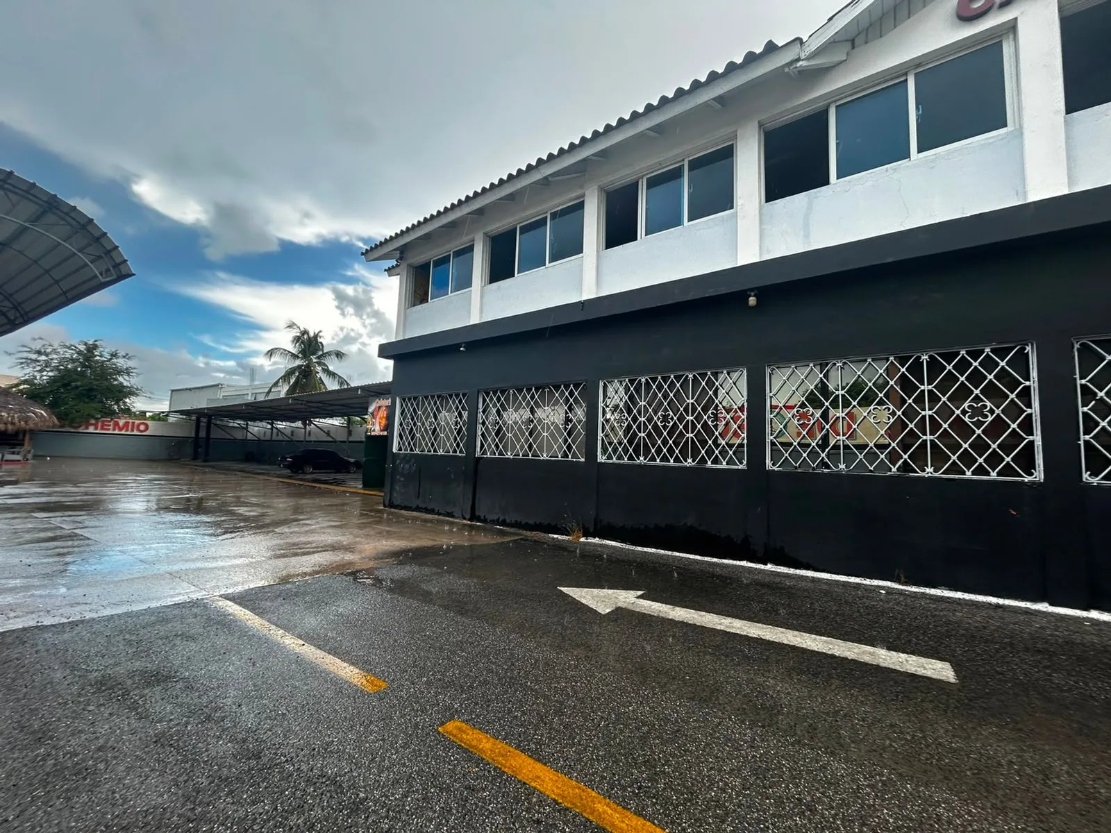 EDIFICIO COMERCIAL EN VENTA 1418 M² LA ROMANA, foto 2
