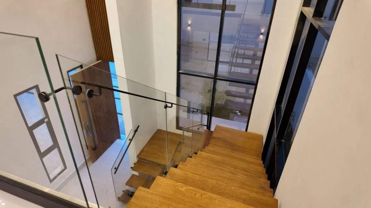 Modern House, spacious and full of natural light, photo 3