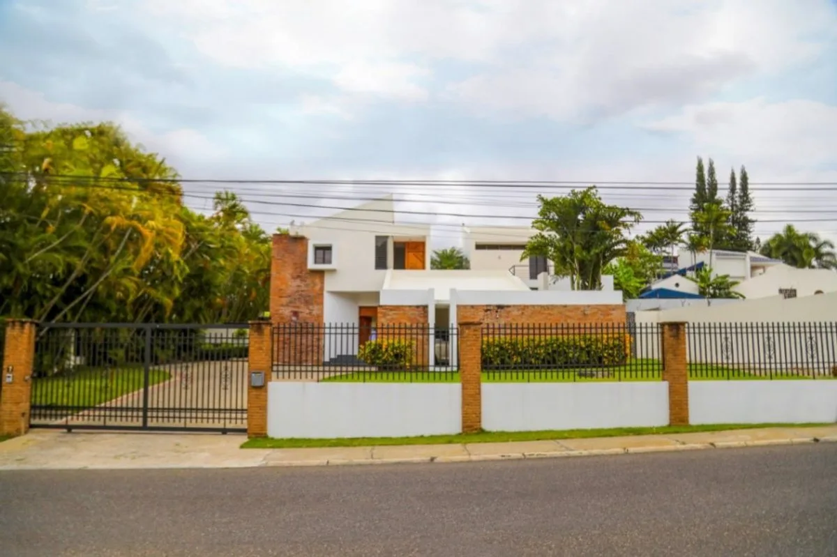Casa de Lujo en Los Cerros de Gurabo, foto 3