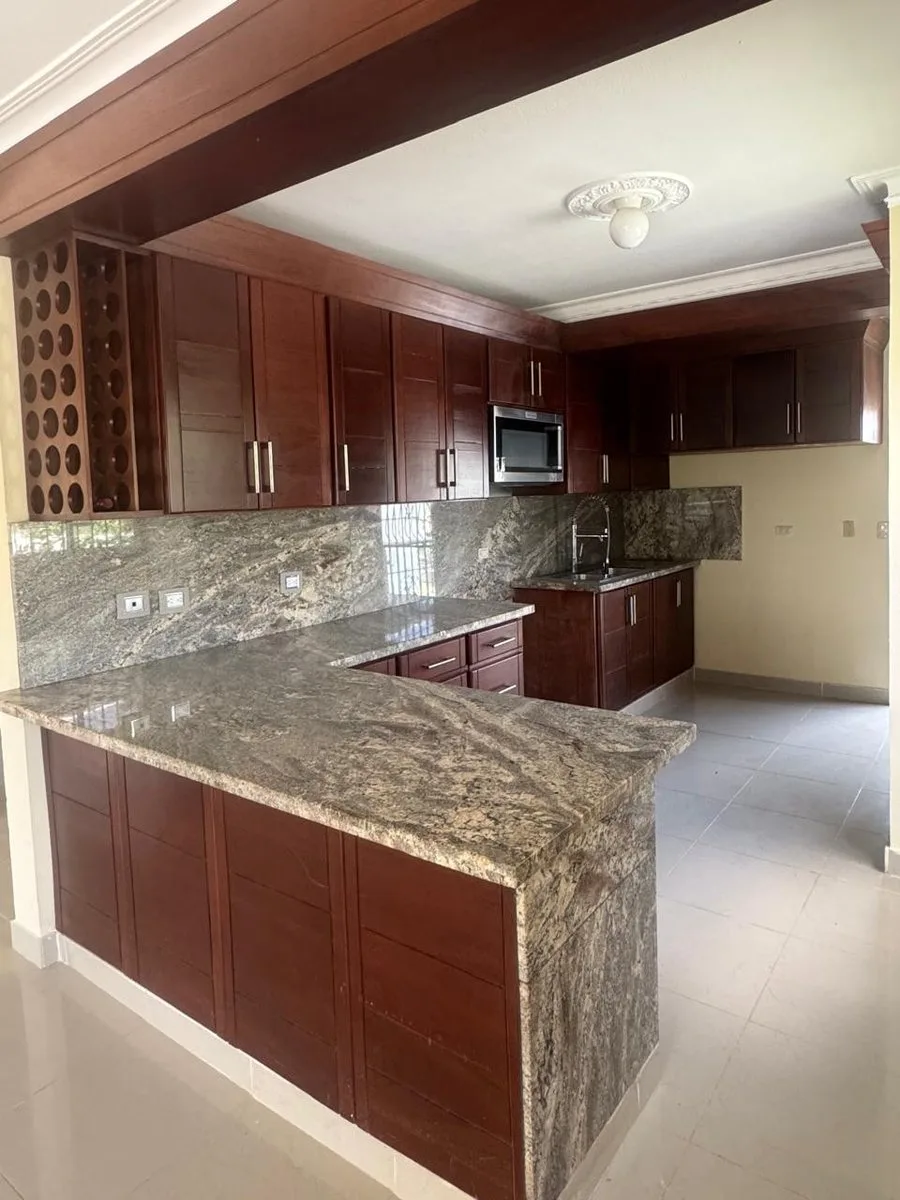 Casa en Santiago, Los Girasoles, 6 habitaciones, foto 2