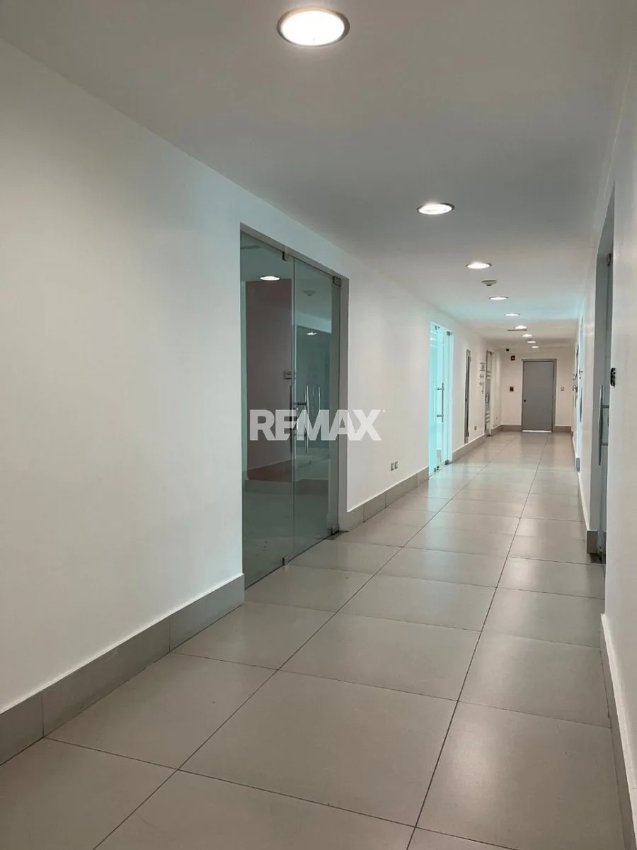OFFICE SPACE FOR SALE 92 M² ENSANCHE NACO SANT, photo 2