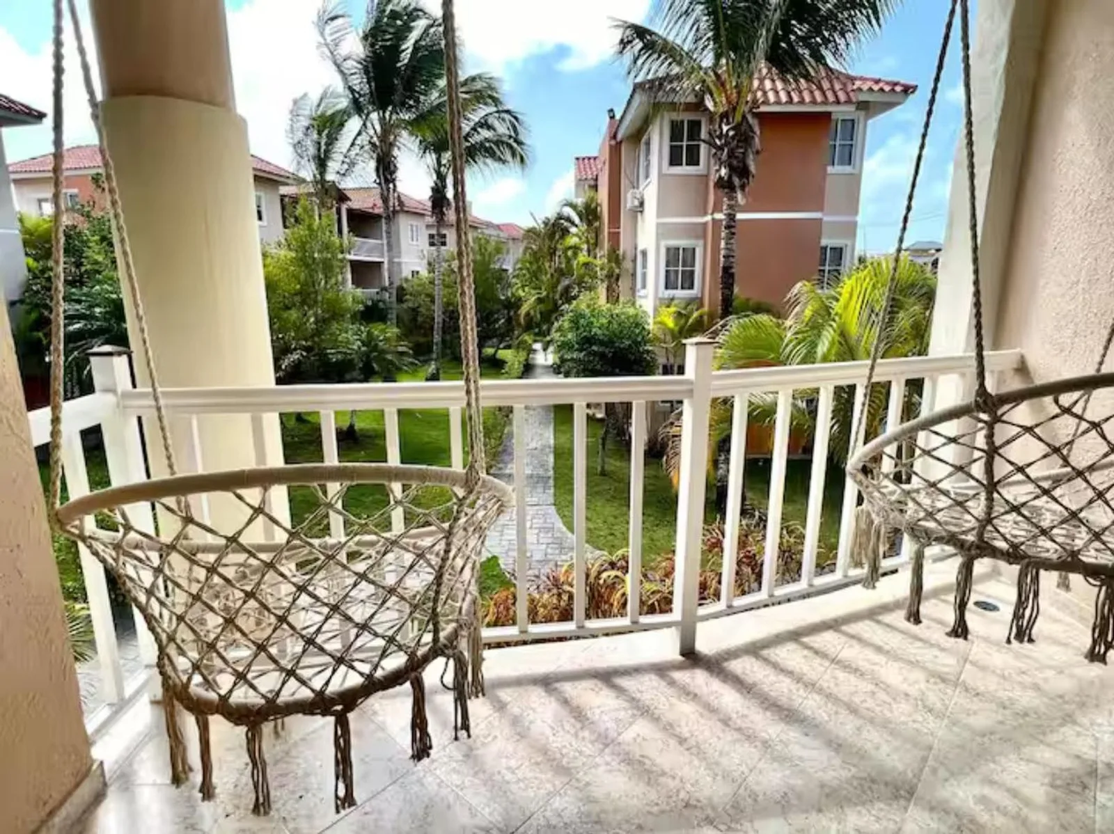 APARTMENT IN BAVARO, photo 8