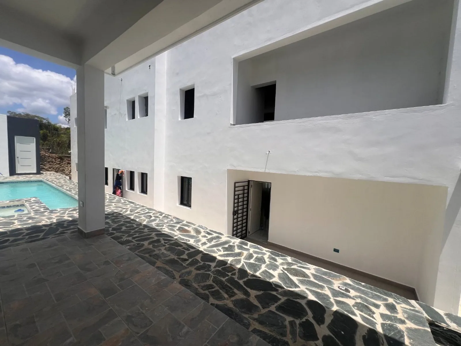 Edificio de 9 Apartamentos en Altos de La Mulata, foto 2