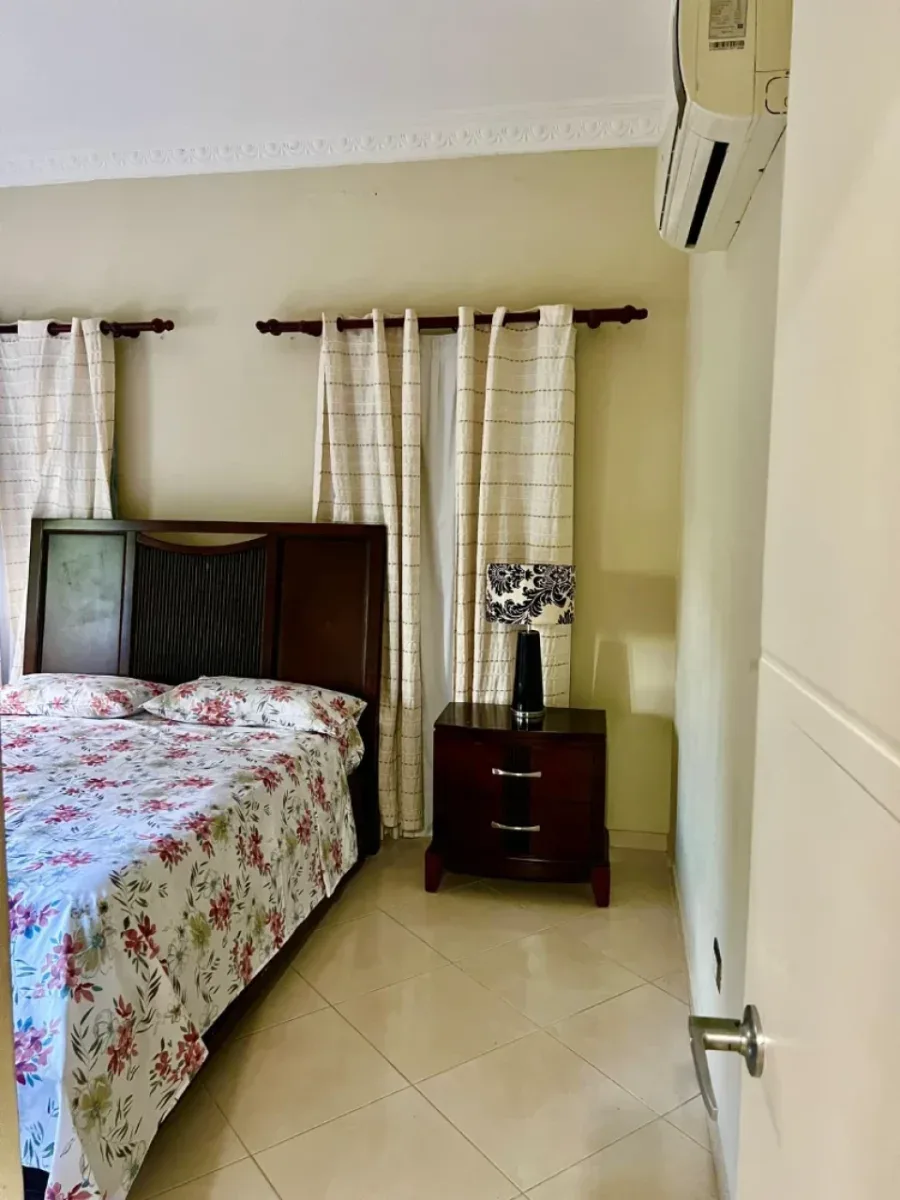 Familienhaus in La Romana mit Innenhof und Terrasse, Foto 6