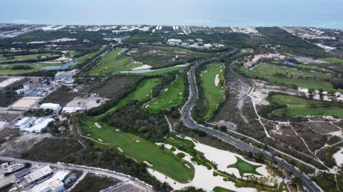 Terrain à Iberstate, Bavaro, photo 2
