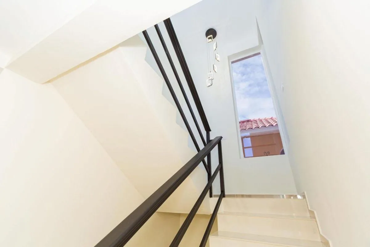 BEEINDRUCKENDE MODERNE VILLA, Foto 7