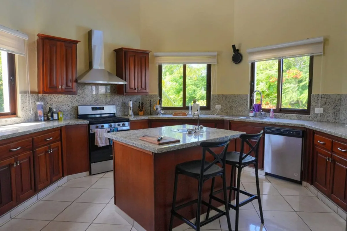 Elegant Newly Renovated Villa in Premium Gated Community, photo 5