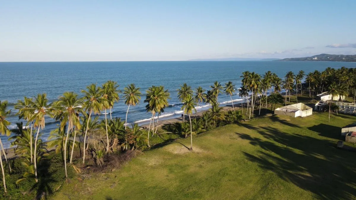 BEACHFRONT DEVELOPMENT OPPORTUNITY, foto 2