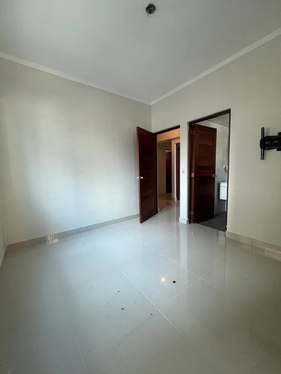 Appartamento a Evaristo Morales, 3 camere, 2 bagni, foto 4