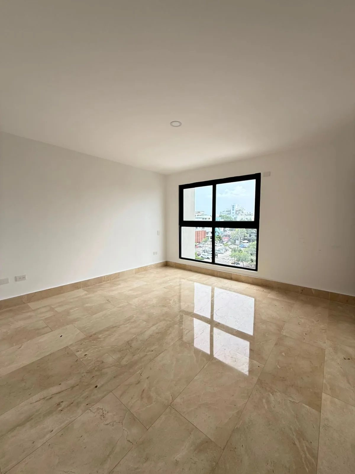 Se vende apto de 3 habitaciones en Mirador Sur, foto 12