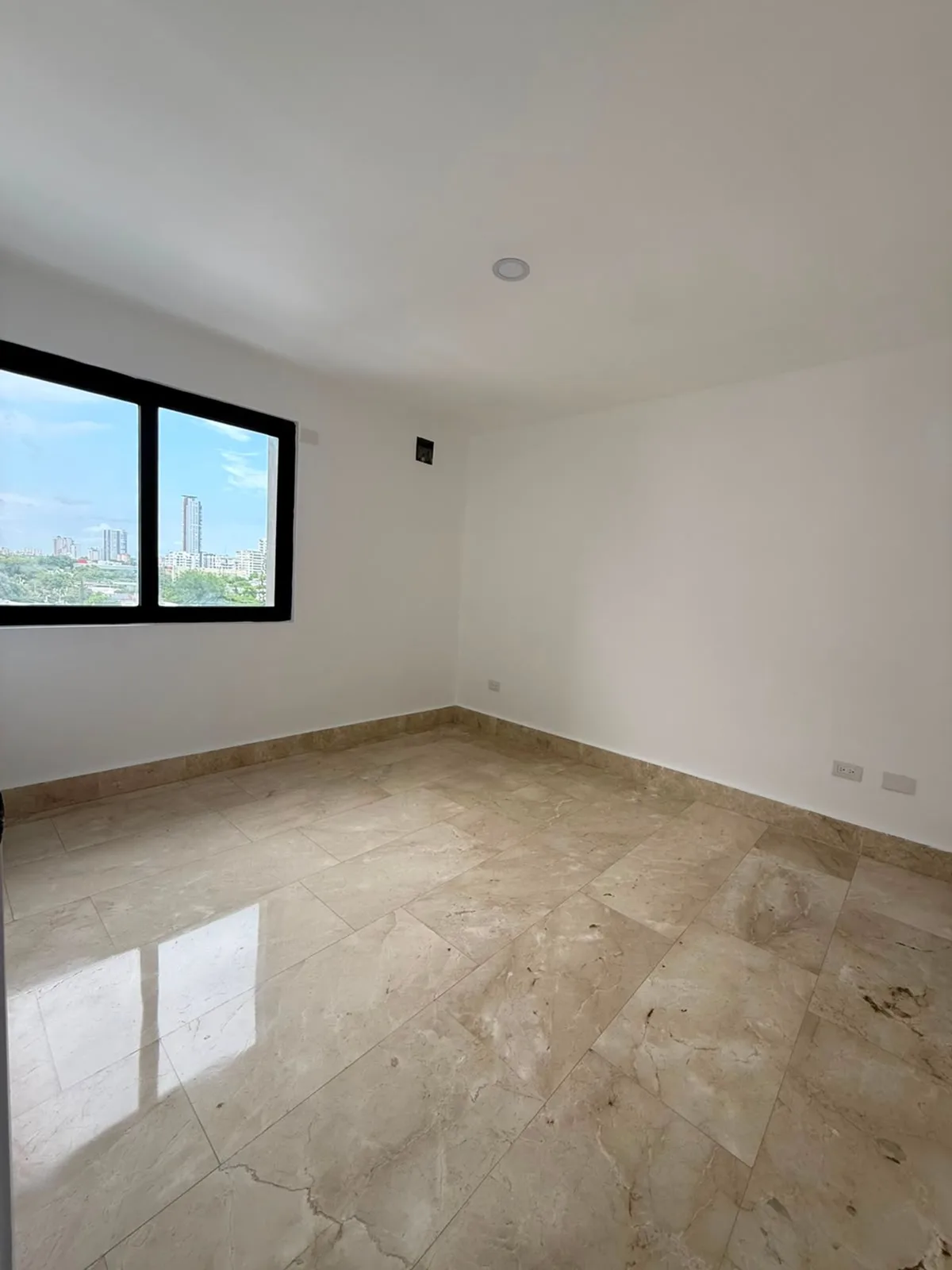 Se vende apto de 3 habitaciones en Mirador Sur, foto 15