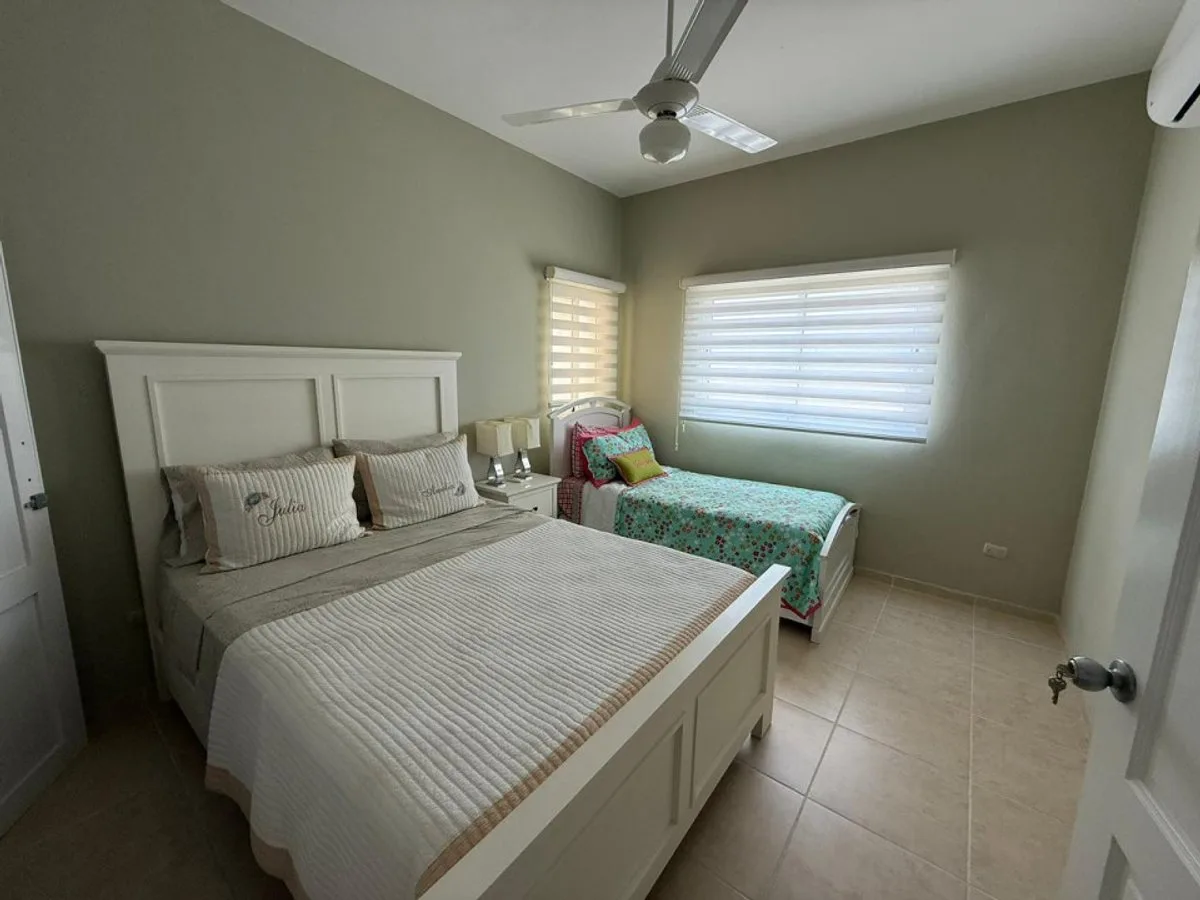 Se vende apartamento amueblado de 3HB en Los Charamicos 3, foto 12