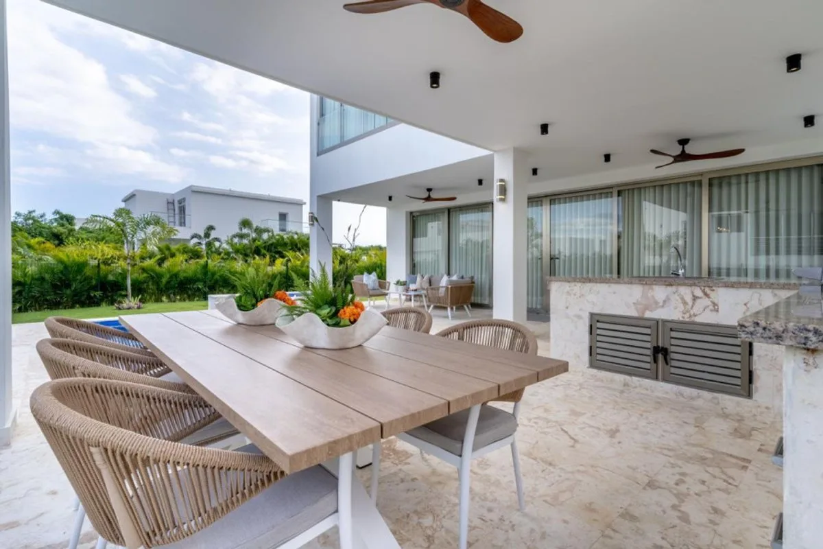 VILLA DE LUJO EN VENTA PLAYA NUEVA ROMANA, foto 2