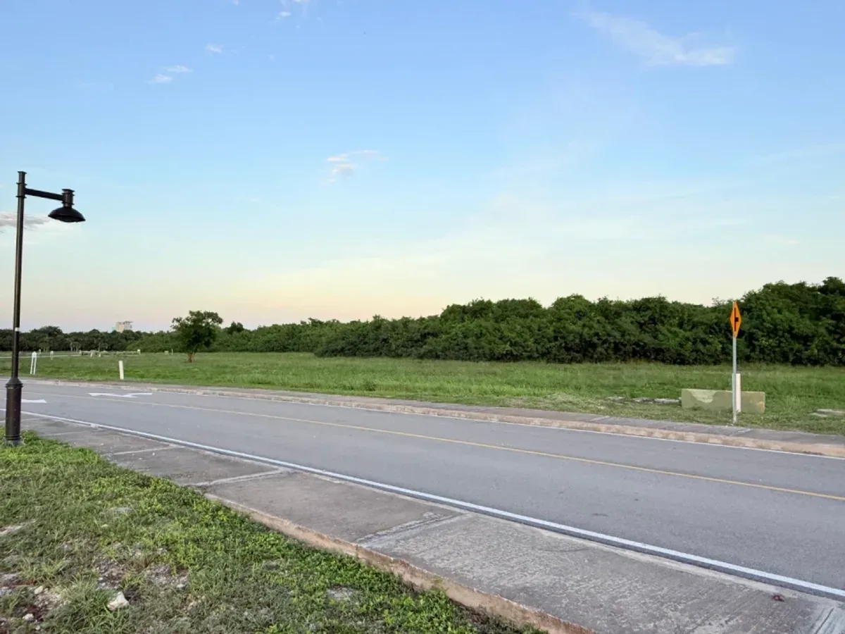 Terreno en Racquet Village Cap Cana US$285 mil (US$189/m²), foto 5