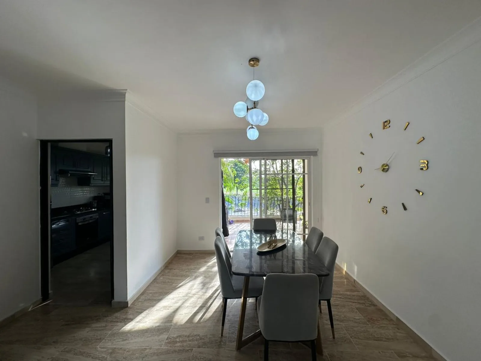 Appartamento in Vendita e Affitto a Carey Whitesands, foto 10