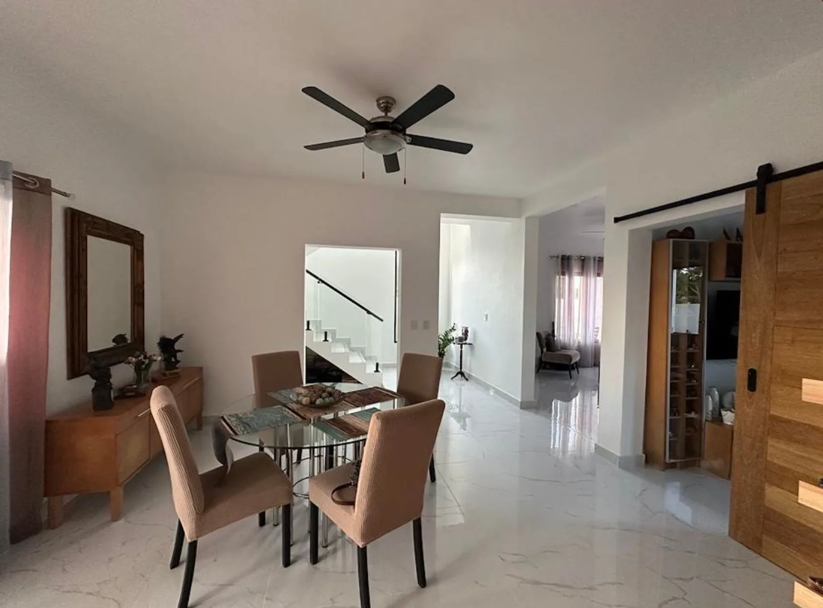 Ampia Villa con 4 camere in complesso residenziale chiuso, foto 3
