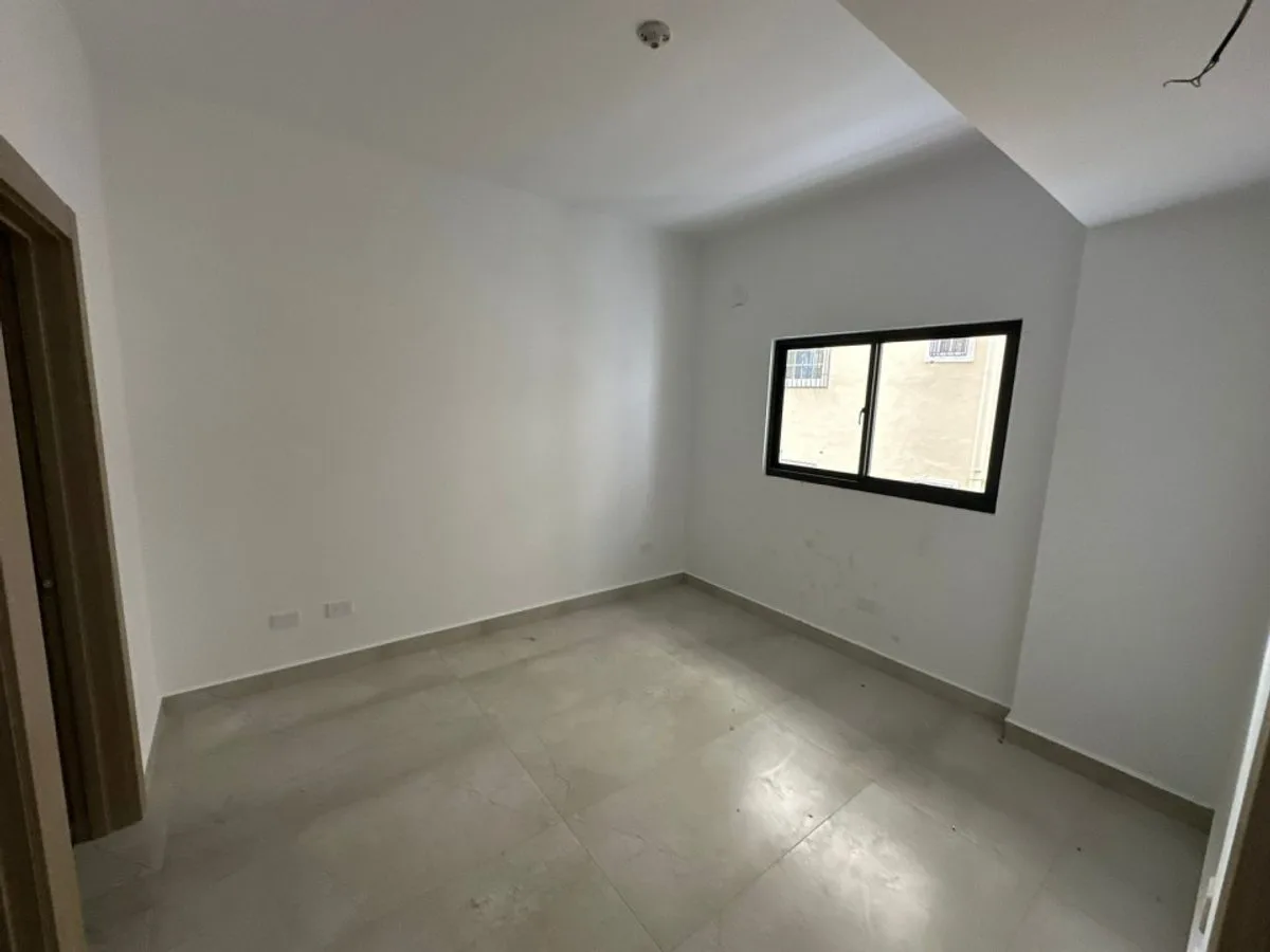 1 Bedroom Apartment in Evaristo Morales, photo 7