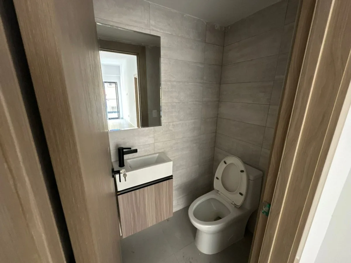 1 Bedroom Apartment in Evaristo Morales, photo 10