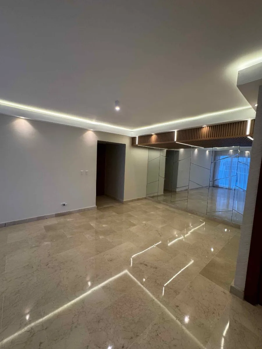 Exclusive Penthouse in Bella Vista, Santo Domingo, photo 2