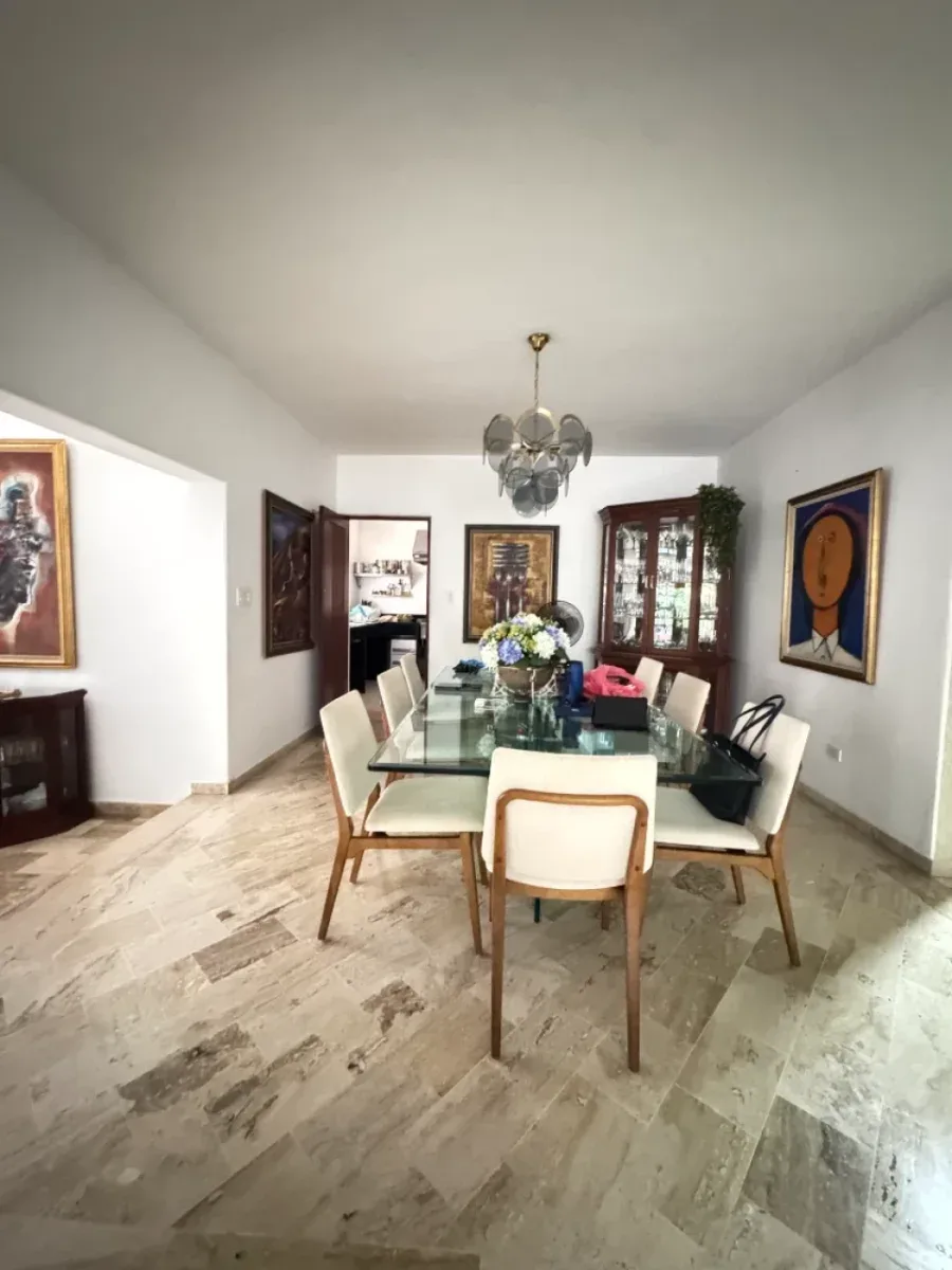 Casa de lujo en Los Cacicazgos, Santo Domingo, foto 2